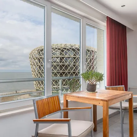 With Frontal Sea-views Middelkerke